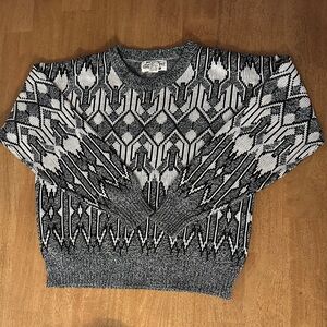 Vintage Expressions Geometric Sweater Medium Black Gray